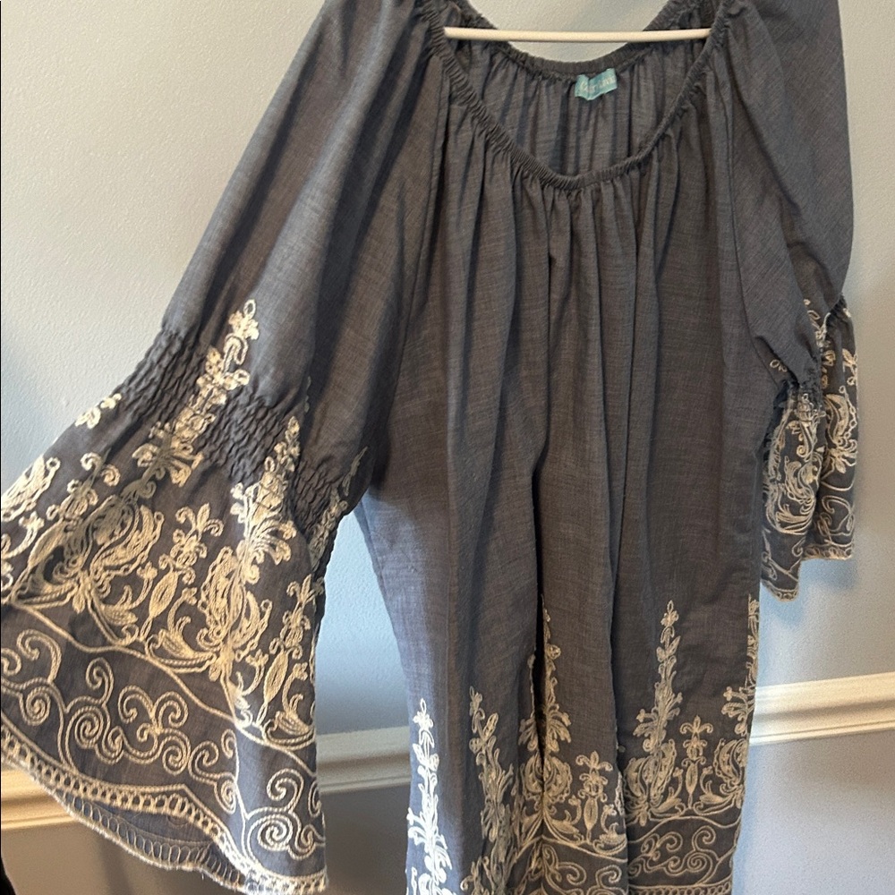 Blue and White Embroidered Blouse - Picture 2 of 6